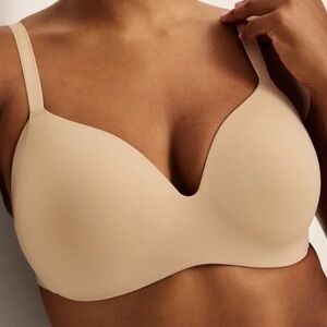NWT Knix 40D Wireless WingWoman Contour Bra Warm Sand Shaping Smooth Uplift